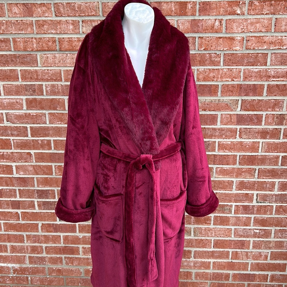 Daydream Fleece/Faux Fur Trim Knee Length Robe